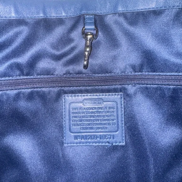 Like New Coach 🔥 Vintage Audrey Patent Leather Navy Tote Shoulder Bag - Picture 8 of 14